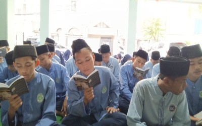 Pembacaan Asmaul Husna dan Ratib Al Hadad